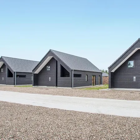 Дом отдыха 4 Bedroom Awesome In Romo Kongsmark