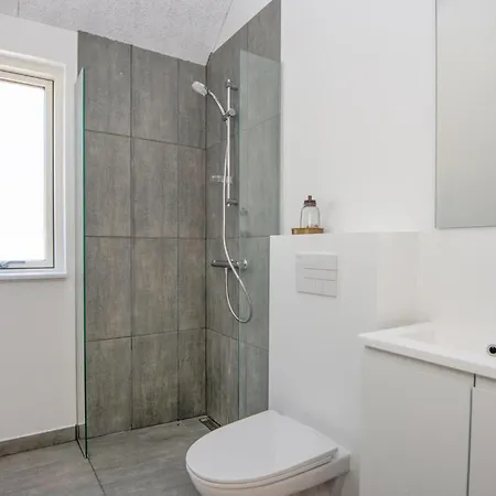 4 Bedroom Awesome In Romo